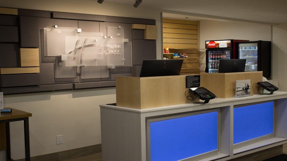 Holiday Inn Express Winfield - Teays Valley Hurricane Esterno foto