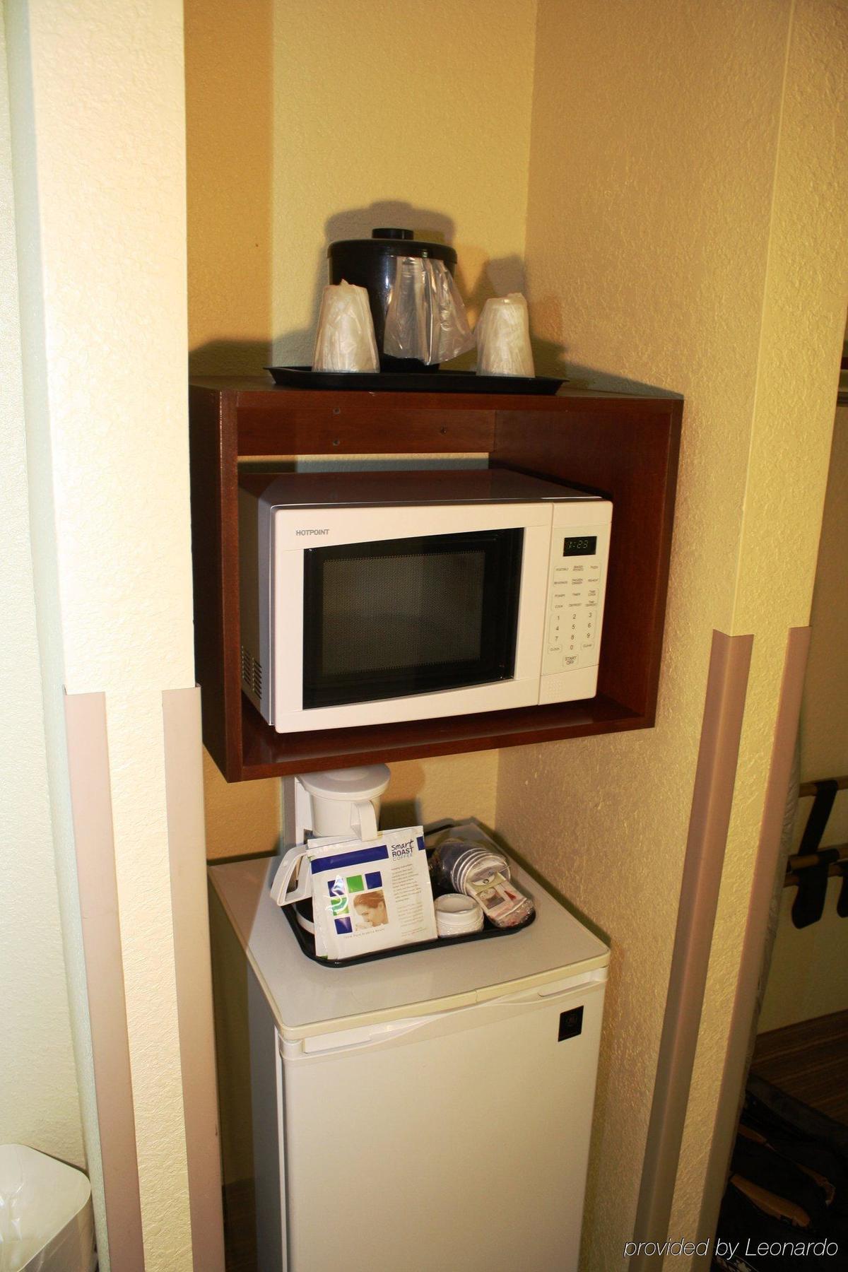 Holiday Inn Express Winfield - Teays Valley Hurricane Esterno foto