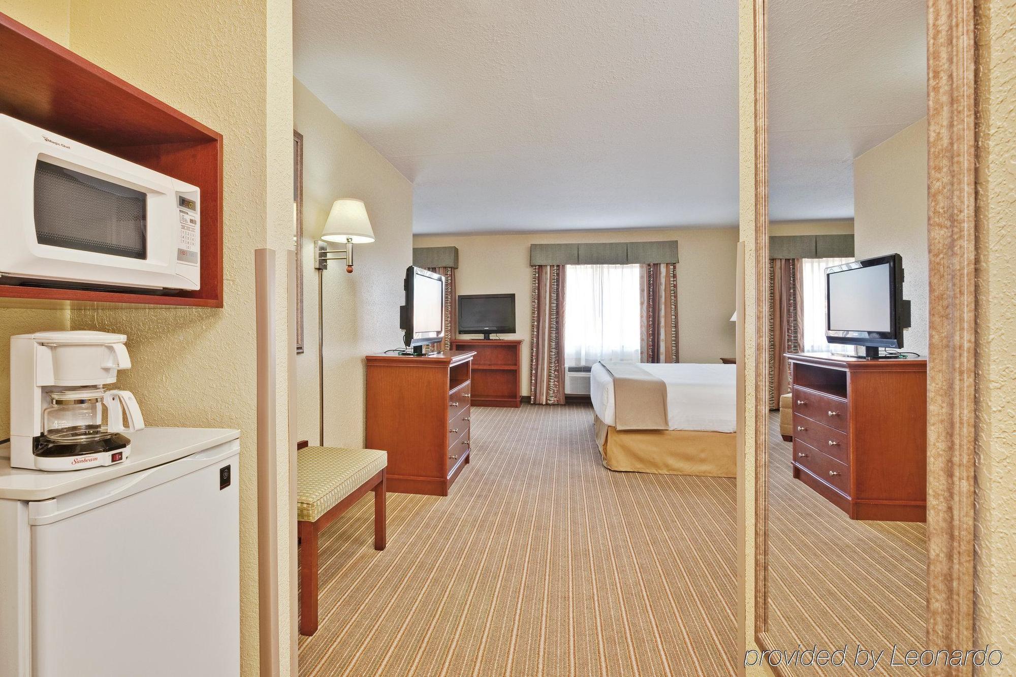 Holiday Inn Express Winfield - Teays Valley Hurricane Camera foto