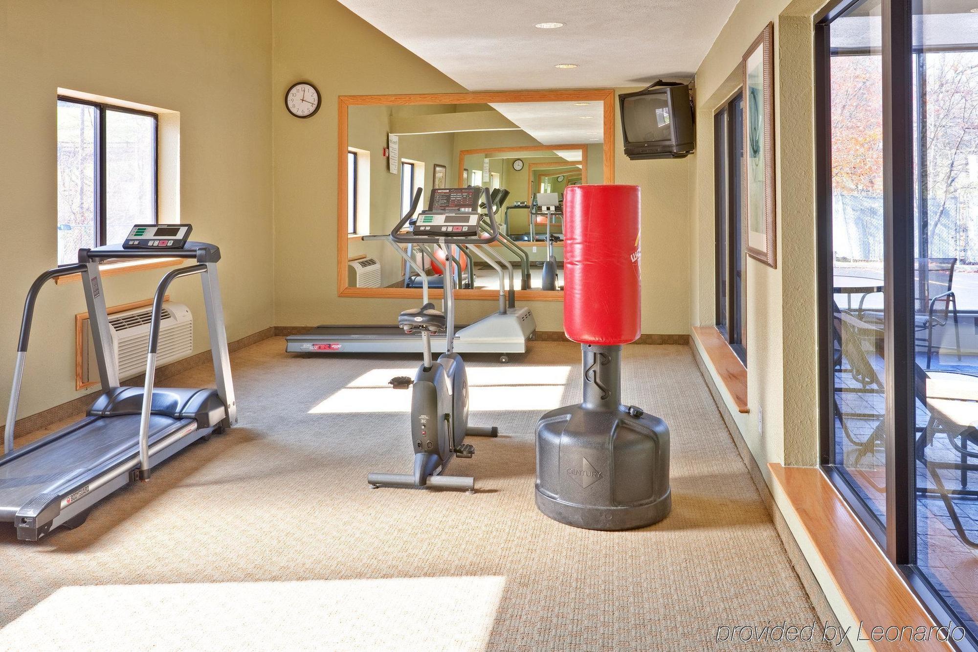 Holiday Inn Express Winfield - Teays Valley Hurricane Servizi foto