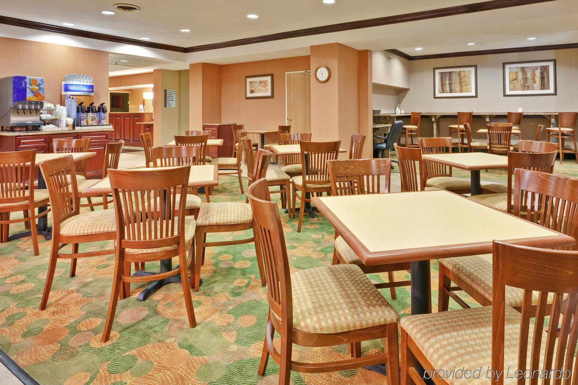 Holiday Inn Express Winfield - Teays Valley Hurricane Ristorante foto