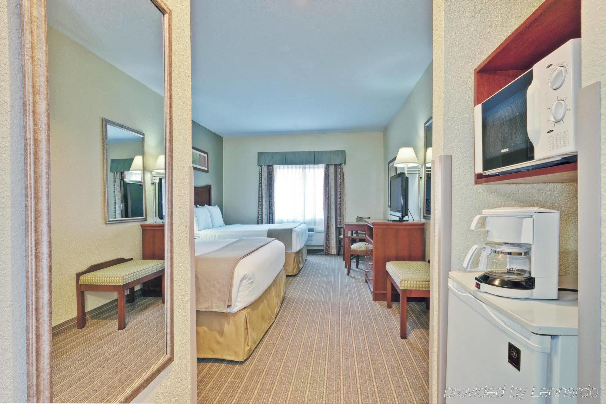 Holiday Inn Express Winfield - Teays Valley Hurricane Esterno foto