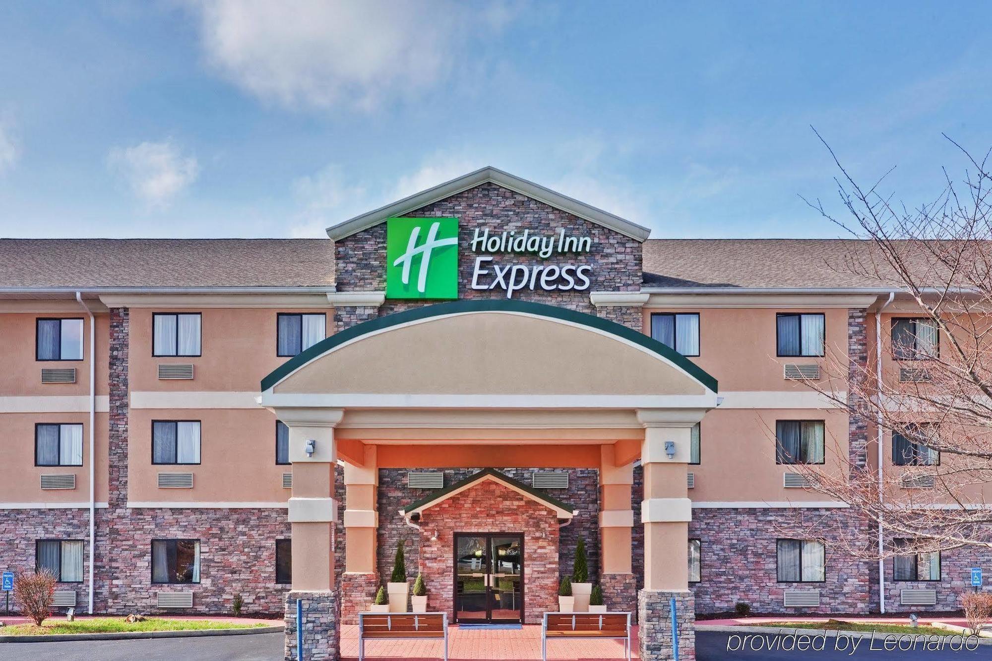 Holiday Inn Express Winfield - Teays Valley Hurricane Esterno foto