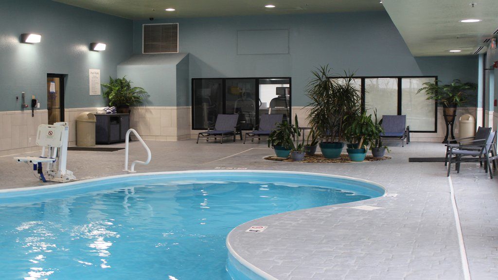 Holiday Inn Express Winfield - Teays Valley Hurricane Esterno foto
