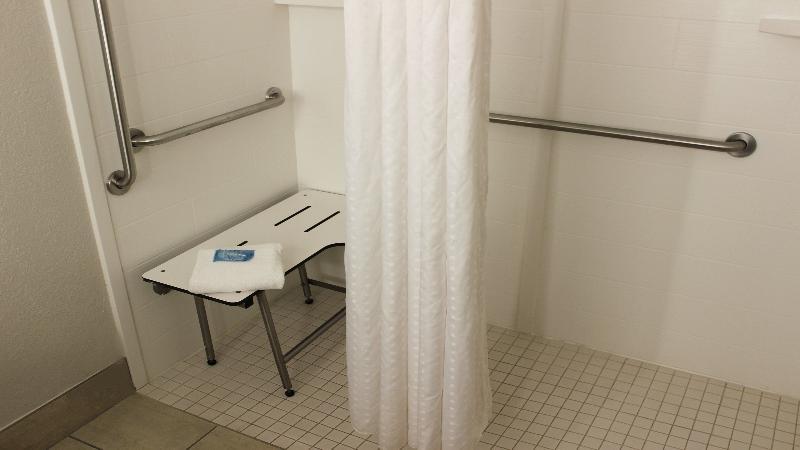 Holiday Inn Express Winfield - Teays Valley Hurricane Esterno foto