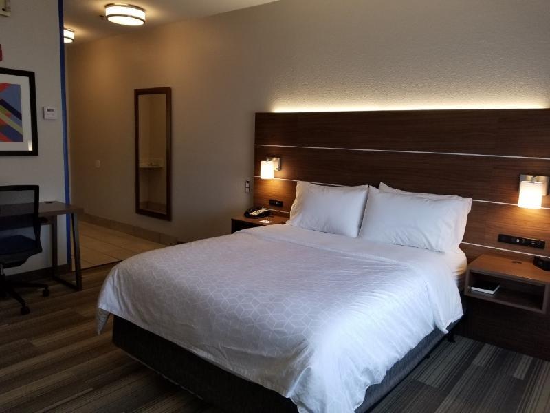 Holiday Inn Express Winfield - Teays Valley Hurricane Esterno foto