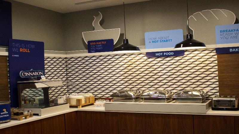 Holiday Inn Express Winfield - Teays Valley Hurricane Esterno foto